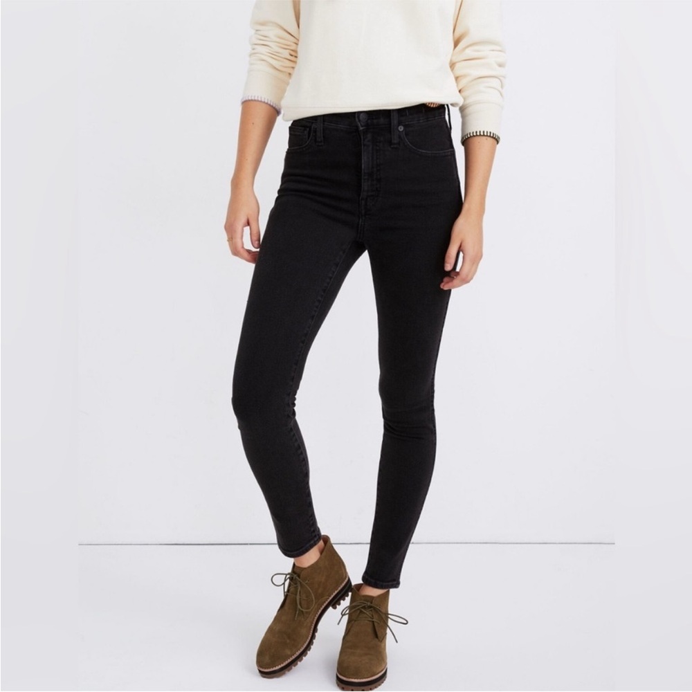 Madewell 10 Inch Skinny Jeans in Black, 30 Petite